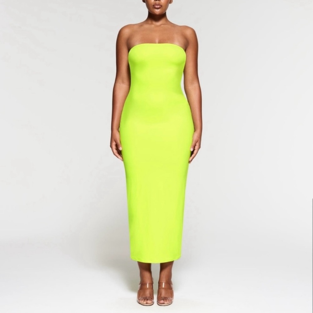 NWT SKIMS FITS EVERYBODY TUBE DRESS IN GREEN HIGHLIGHTER